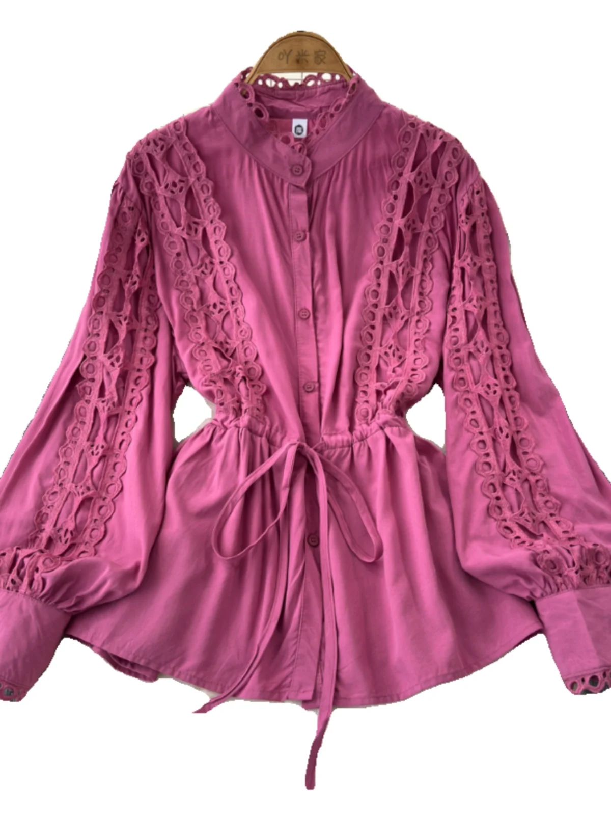 เสื้อครอปเอวสูงสำหรับผู้หญิง ดีไซน์เว้าแบบตะขอเกี่ยว เสื้อทรงหลวมเอวสูงทรงกระบอกยาว เหมาะสำหรับใส่ไปทำงาน