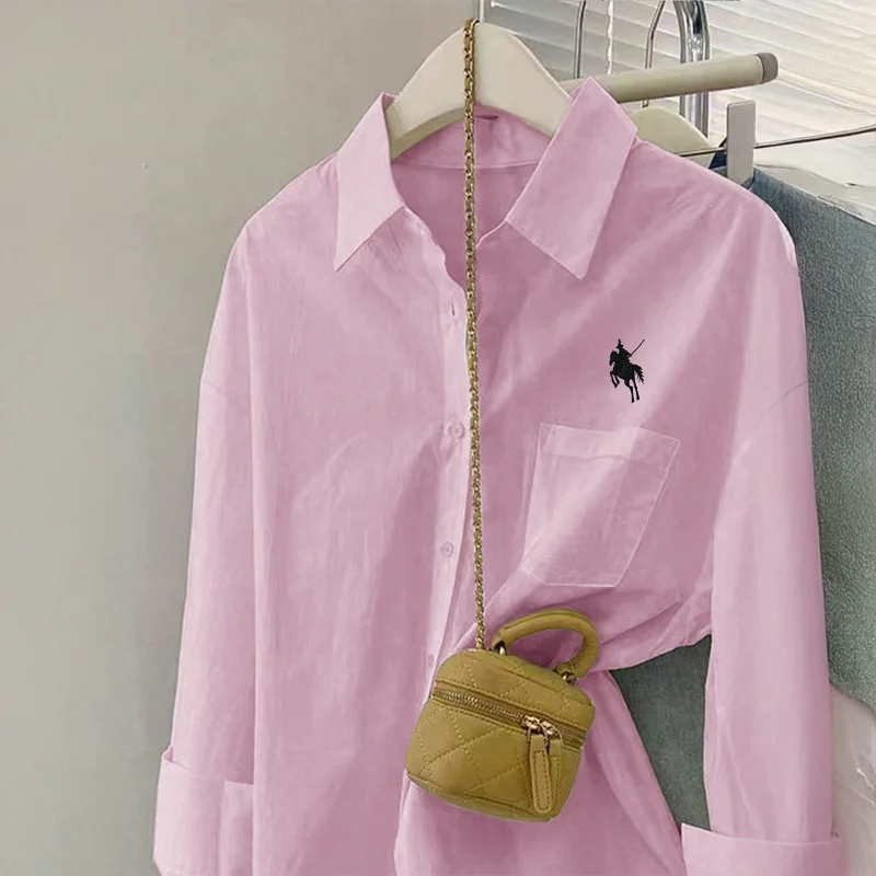 Damska koszula z długim rękawem, zapinana na guziki, w jednolitym kolorze, na jesień i zimę 2025.