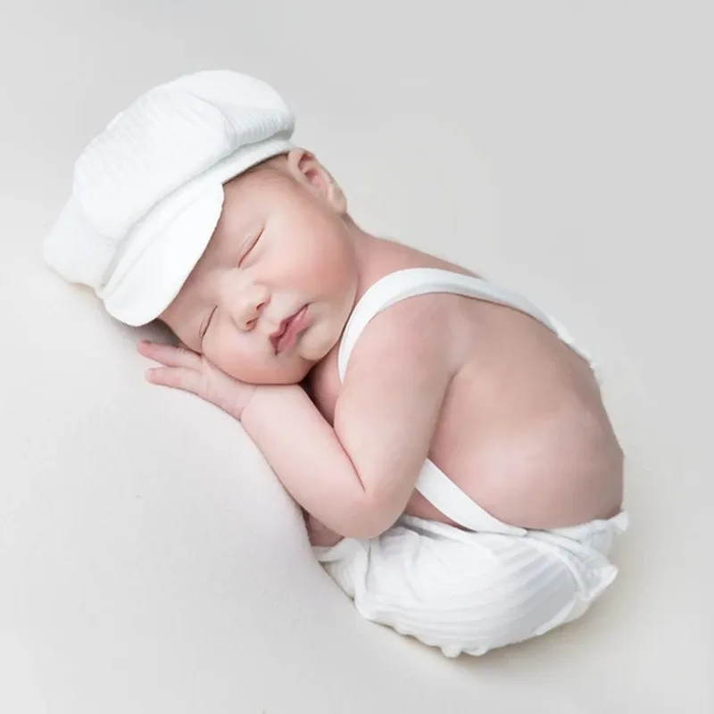 

Newborn Photography Props Boy Cotton Suspenders Romper Hat Set Baby Photo Shoot Outfit for Full Moon Studio Photoshoot