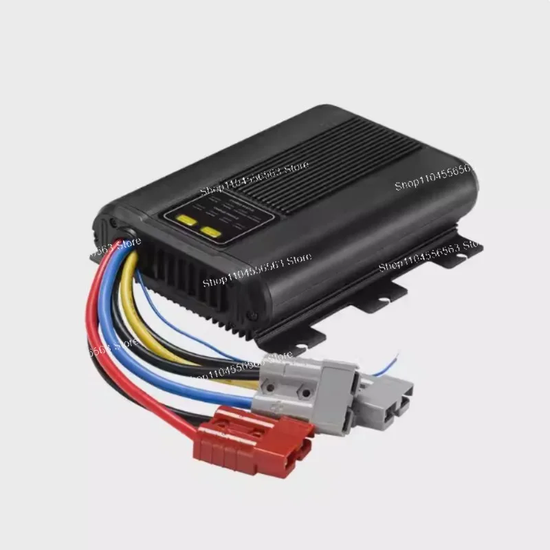 

4-stage Charging DC to DC Battery Chargers 12V 40A DC MPPT Solar Battery Charger for RVs Campers