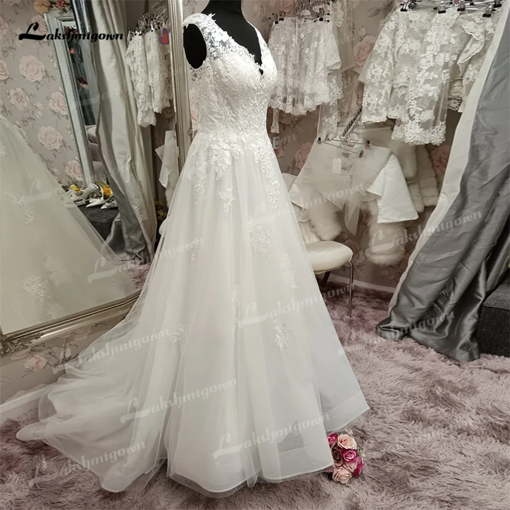 Elegant Organza Wedding Dress V Neck A Line Sleeveless Bridal Gown Lace Appliques Floor Length Customize For Women فستان الزفاف