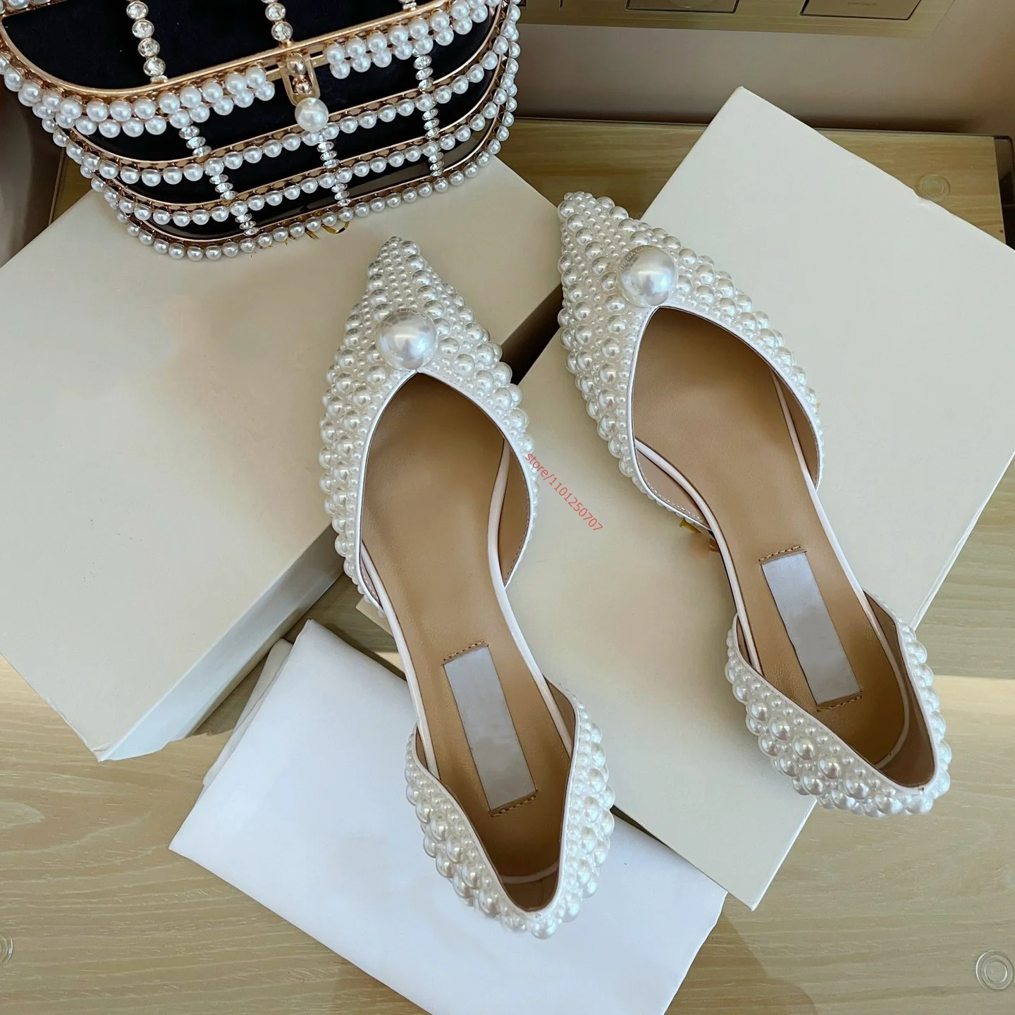 White pearl Women Flat shoes Big size female shoesWomen New Pearls Studs Luxury Pointed Toe Casual ShoesSlip On Woman Sandal 42