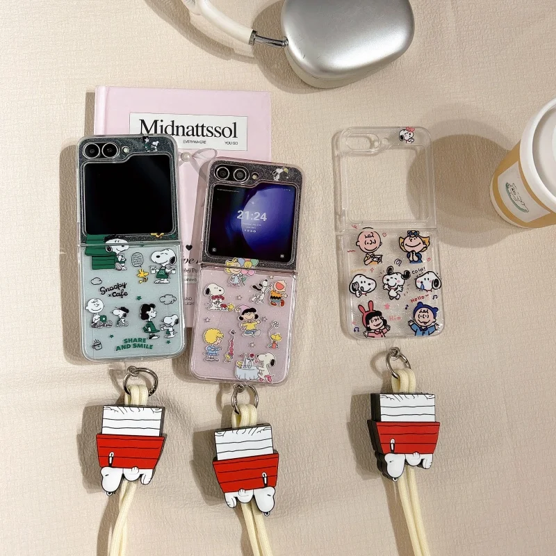 

Funny cartoon Cute Snoopy coffee Clear Glitte Folding Phone Case For Samsung Z Flip 5 6 7 comic Snoopy Charlie shockproof Cover