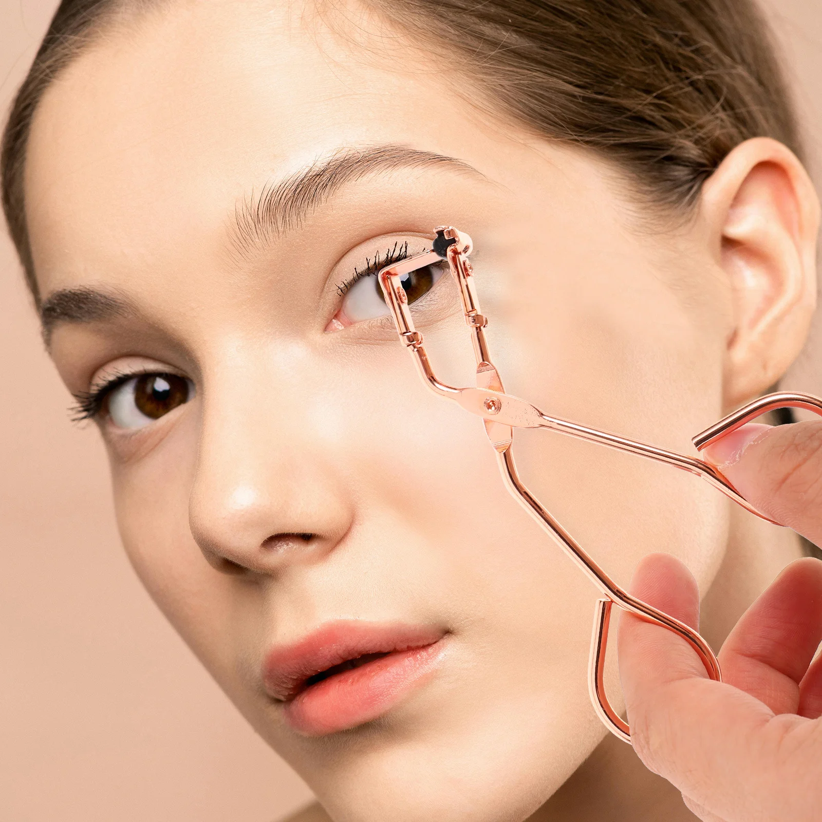 Mini piegaciglia in metallo strumento per arricciare le donne senza pizzicare piegaciglia accessorio per trucco portatile robusto clip per ciglia