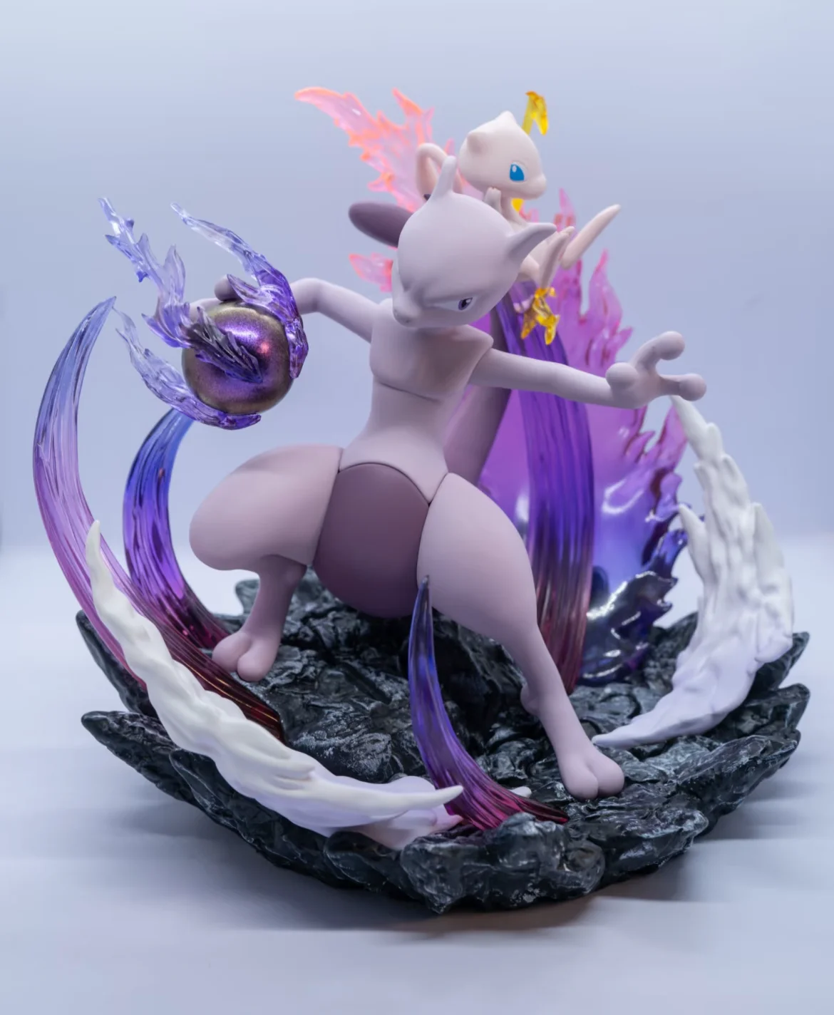 متوفر في المخزون سلسلة شريك البوكيمون Mewtwo و Mew سلسلة ألعاب شخصيات الحركة نموذج الشكل سطح المكتب الديكور هدايا عيد الميلاد العصرية اللعب