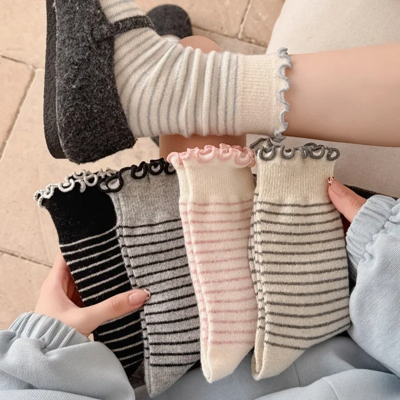 

Шерстяные носки в стиле ретро, женские осенне-зимние утолщенные теплые носки в стиле Лолиты Kawaii, милые носки с рюшами, корейские полосатые термоноски среднего размера