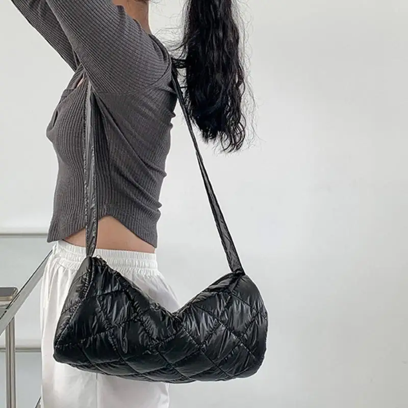 

Wide Strap Shoulder Bag Winter Crossbody Bags Perfect for Fashionable Ladies 20CA