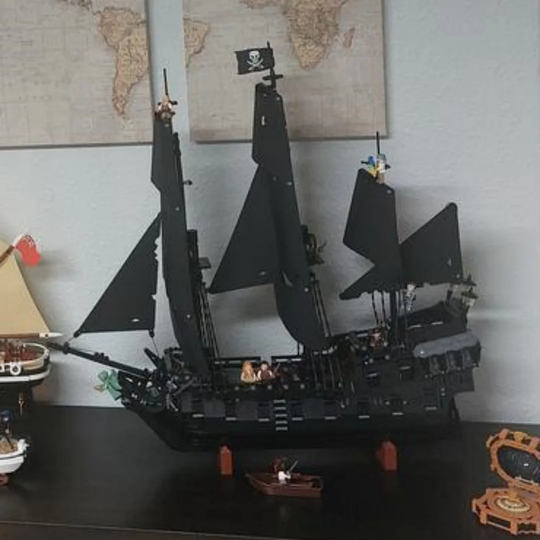 

10365 Building Blocks 2862pcs Disney Captain Jack Sparrow's Pirate Ship Brick Compatible Caribbean Pirates Gift for Kid Boy Toy