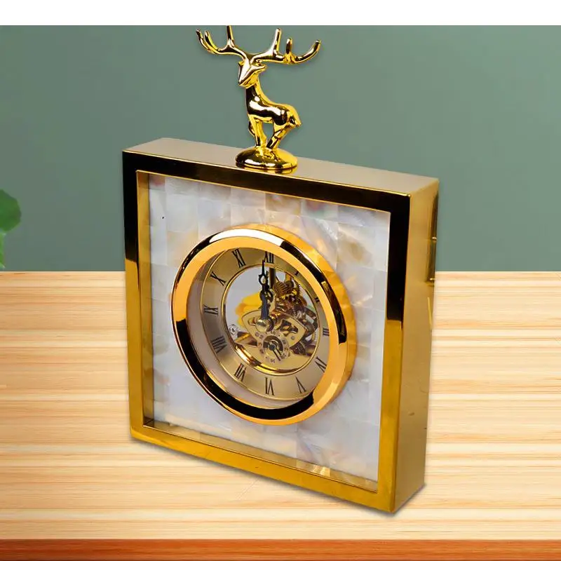 Golden/silver Square Deer Clock Golden Gold Plated Silent Sweep Needle Clocks Dorm Bedside Desktop Modern Home Decoration