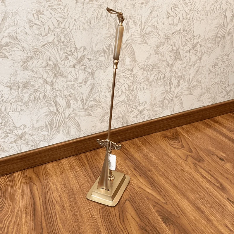 Cow bone long handle household creative shoehorn India imported light luxury shoe carrying device