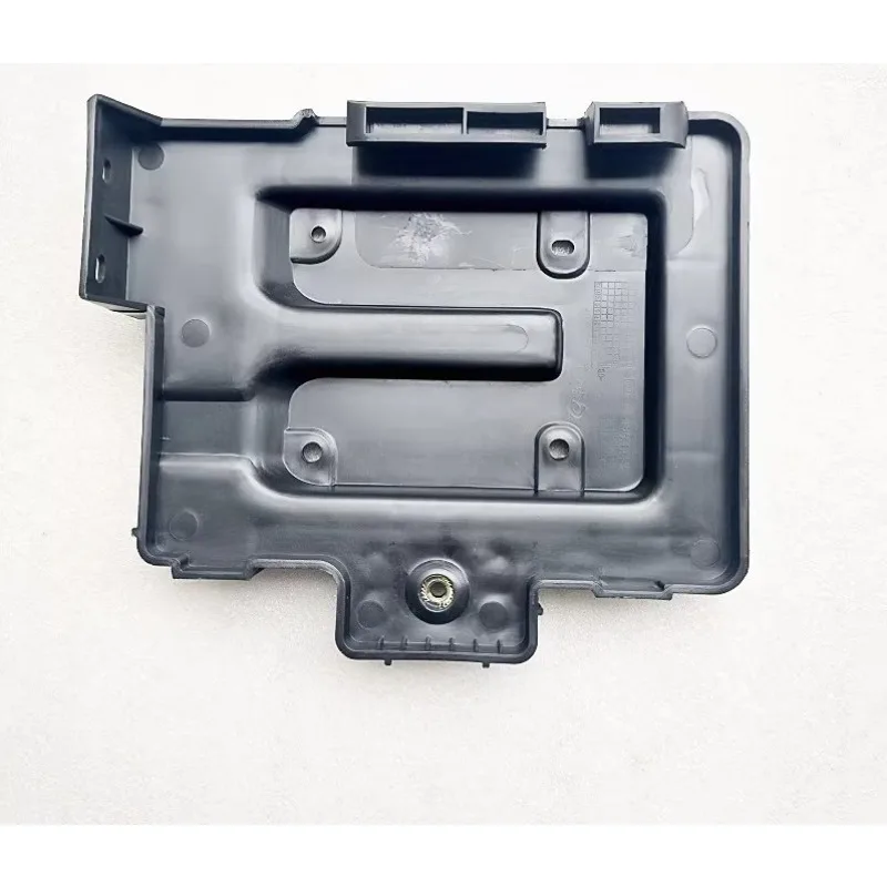 

3703220-BD01 для Changan Oshan A600: Пластиковый лоток-держатель для аккумуляторной батареи