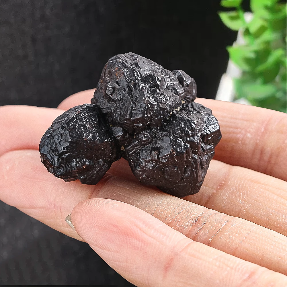 Natural Black Manganese Nodule Crystal Rough Stone Prophet Healing Rock Raw Gongshi Divination Meditation Energy Home Decor 22g