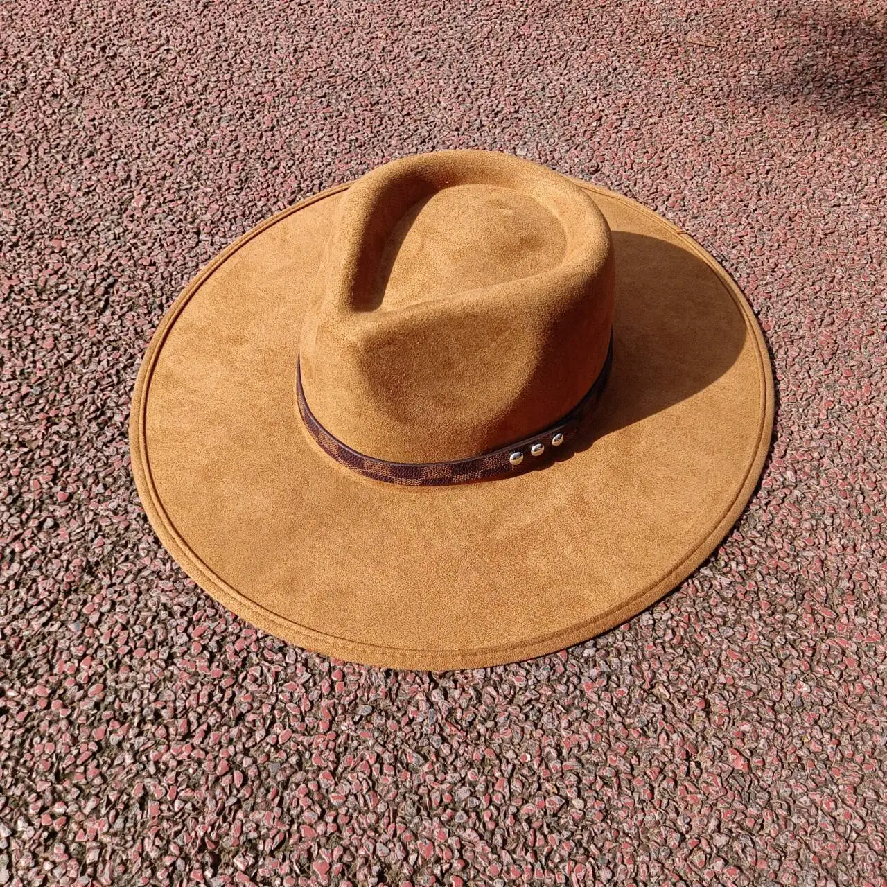 Zamszowy kapelusz fedora w kolorze khaki z rondem 9,5 cm dla mężczyzn i kobiet kapelusz jazzowy kapelusz kościelny kapelusz imprezowy chapeau femme шапка