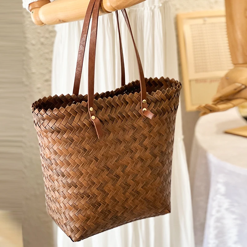 

Новая модная женская сумка 2024 года: роскошная повседневная плетеная сумка-корзина, однотонная, мягкая, легкая, портативная сумка для покупок