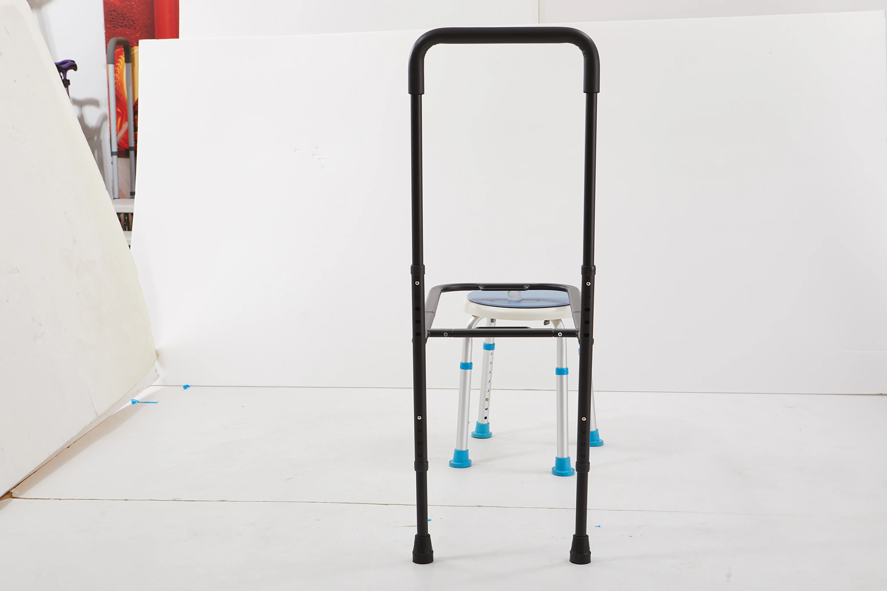 ارتفاع قابل للتعديل السرير مساعدة السكك الحديدية لكبار السن البالغين كبار السن منع السقوط درابزين سرير أمان إعادة التأهيل العلاج الإمدادات