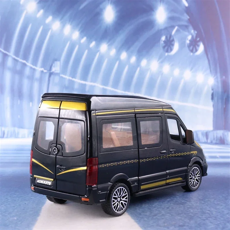 1:24 Mercedes-Benz Sprinter MPV Simulation Diecast Metal Alloy Model car Sound Light Pull Back Collection Kids Toy Gifts A466