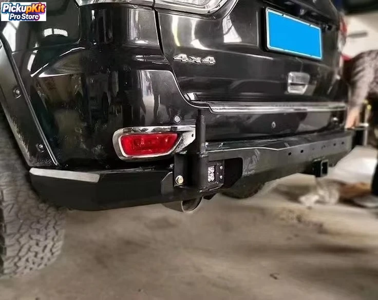 

Heavy‑Duty Steel Rear Bumper for Grand Cherokee WK2