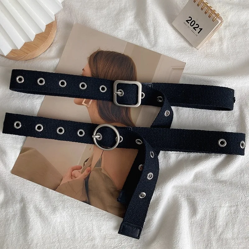 เข็มขัดผ้าใบสีดำแบบมีรูสำหรับนักเรียน 男女兼用 ใช้กับกางเกงยีนส์ทั้งหมด  แบบโลหะเจาะรู  แบบยาวพิเศษ พร้อมสายคาดเอวสไตล์ฮิปสเตอร์