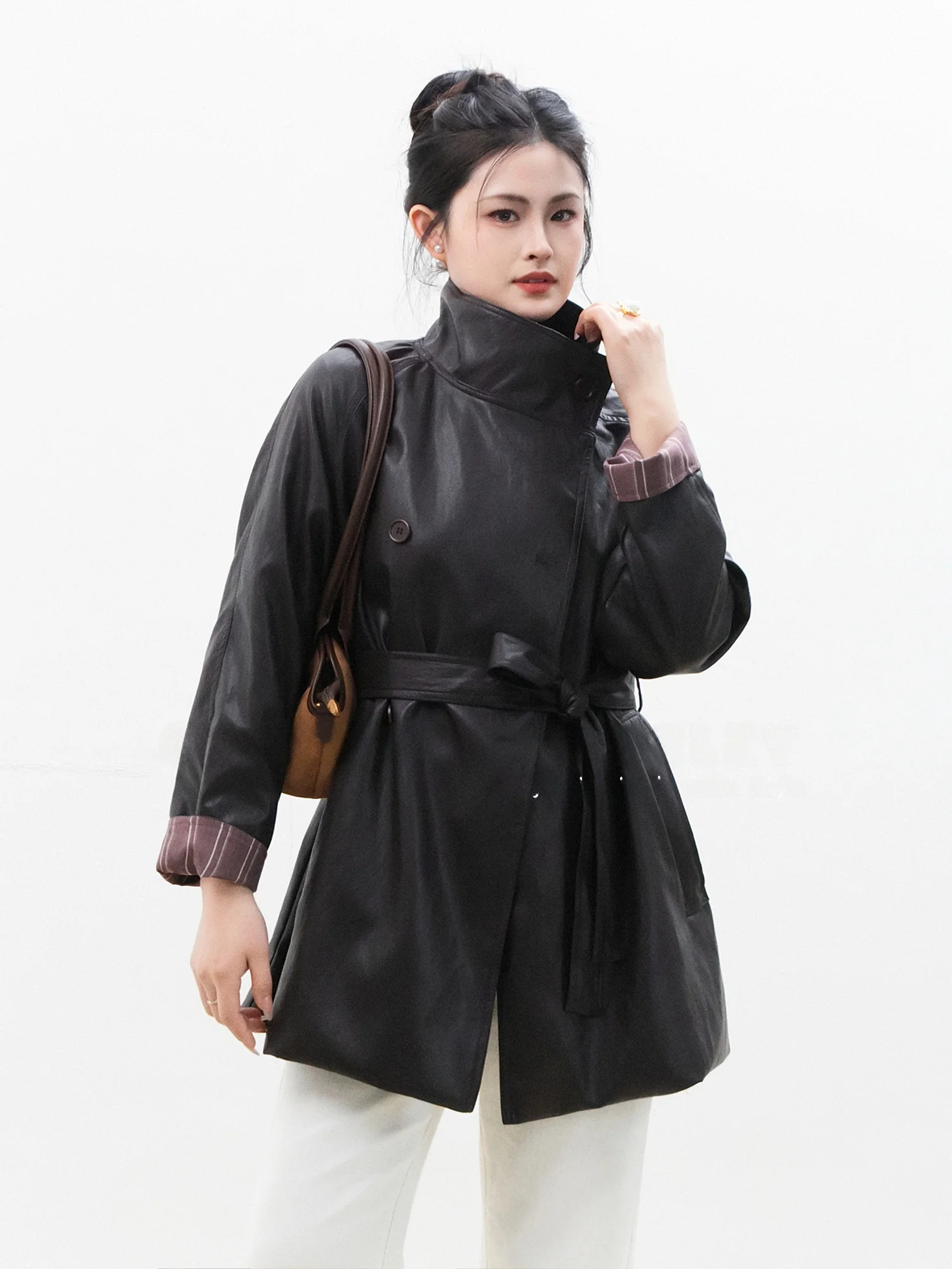 

Женская корейская куртка из искусственной кожи с эффектом похудения, воротником-стойкой и поясом, весна-осень, средней длины, для повседневной носки