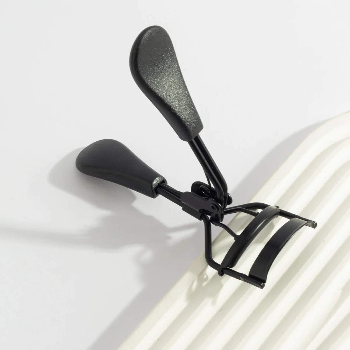 رمش بكرة الشعر أدوات التجميل المحمولة بطة اللسان مقبض رمش بكرة الشعر تشكيل دون معسر الجفون كاذبة رمش بكرة الشعر