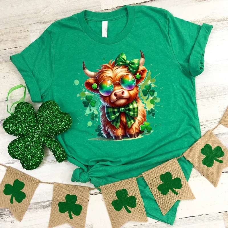 St. Patrick's Day Highland Cow Shirt Retro St. Patrick Tee Clover Shamrock Women Clothing Designs Graphic Tshirts m