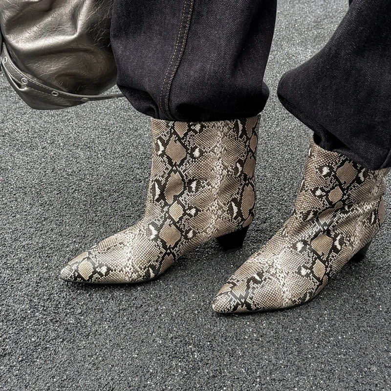NEW Autumn/Winter Women Boots Pointed Toe Chunky Heel Shoes Split Leather Shoes Women Slip-on Modern Boots Cow Suede Daily Shoes