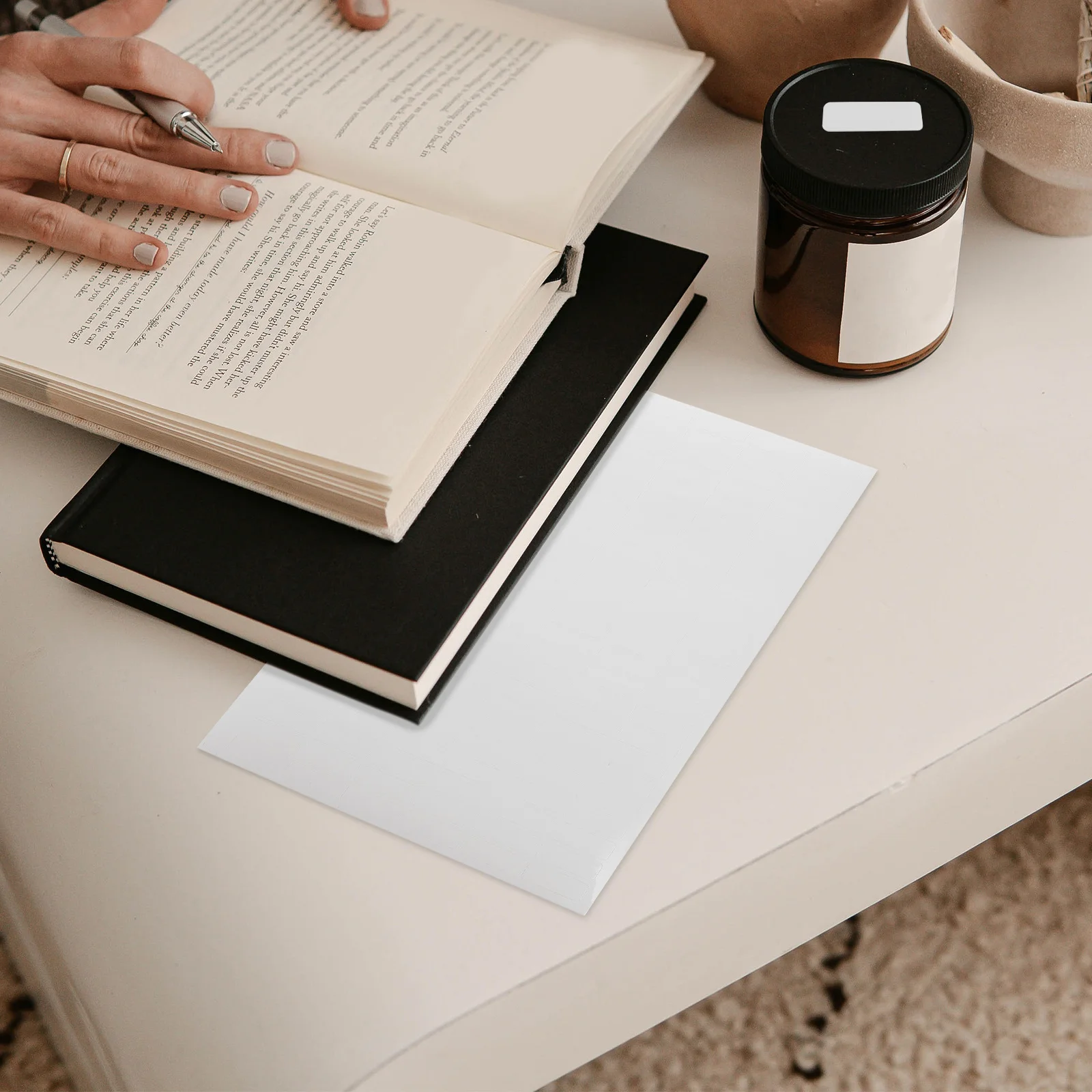 ملصقات لاصقة فارغة قابلة للطباعة، ورق ملصقات لاصق مقاوم للتمزق غير لامع لتنظيم مكتب الطابعة