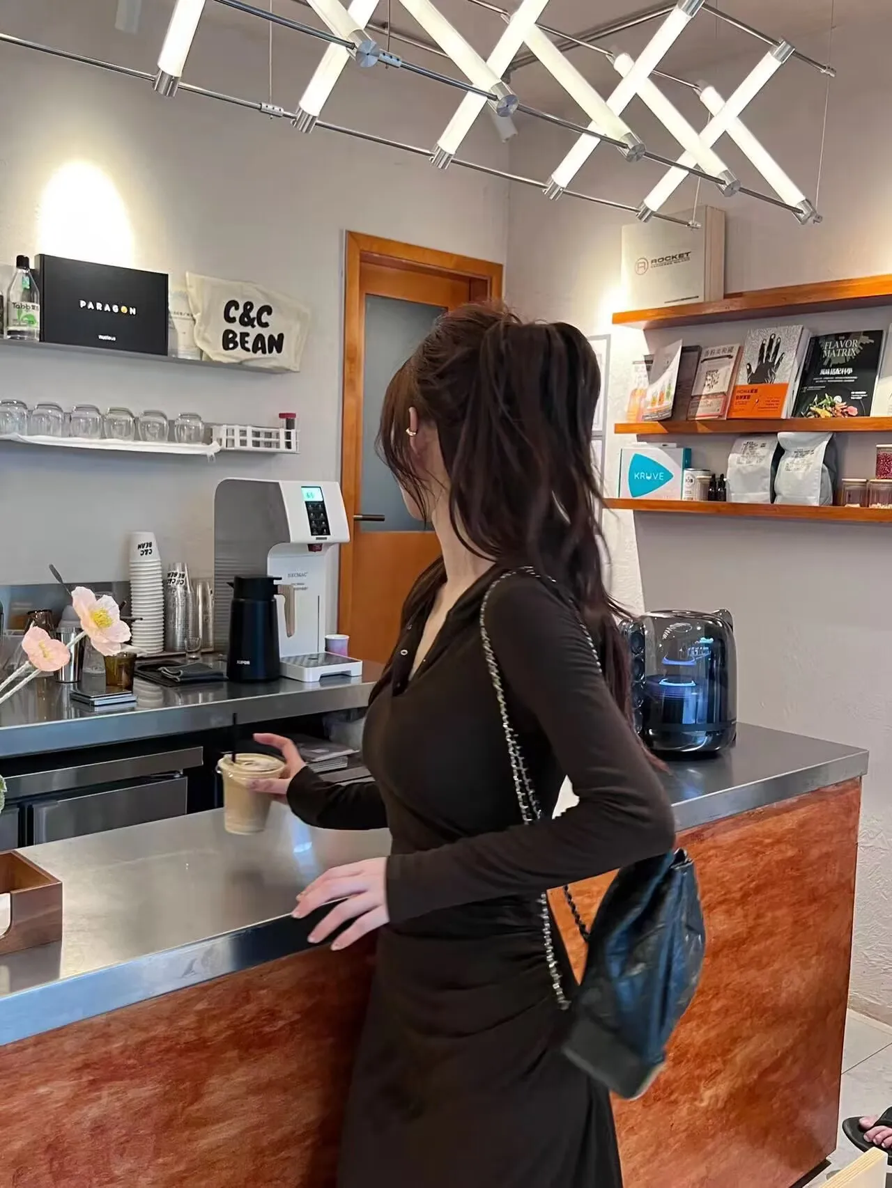 Kleider mit langen Ärmeln, ästhetische Herbst-Strickwaren für Damen, getäfelt, geknöpft, Smockwerk, Stehkragen, H-Linie, Grunge-Stil, Anti-Falten-Chic