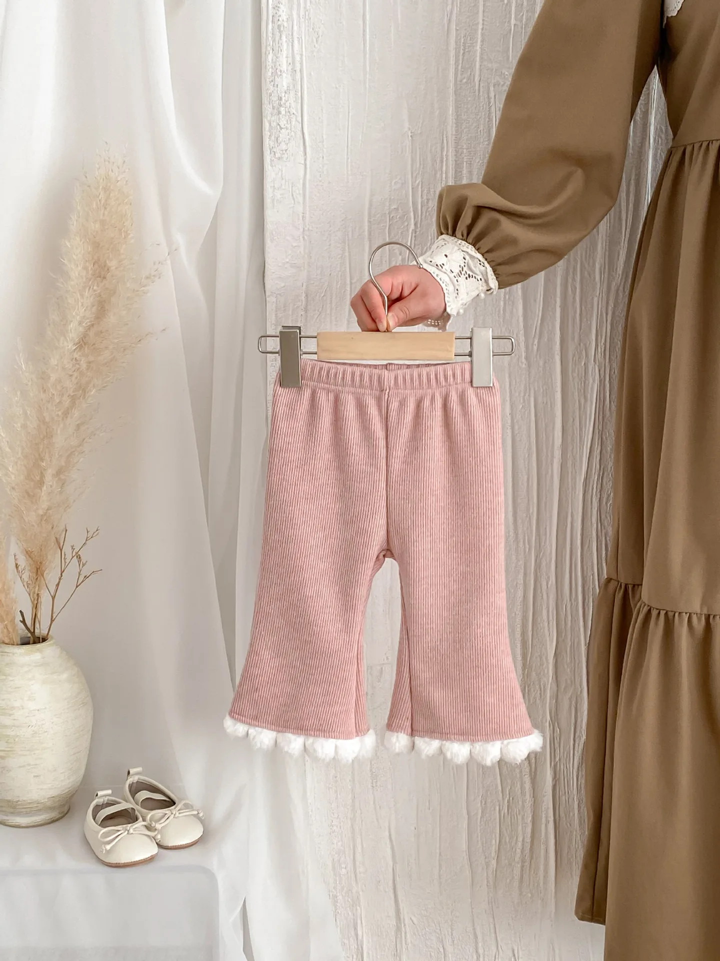 2024 Winter New Baby Girl Plus Velvet Thick Flared Pants Infant Warm Trousers Solid Girls Fleece Casual Pants Children Clothes