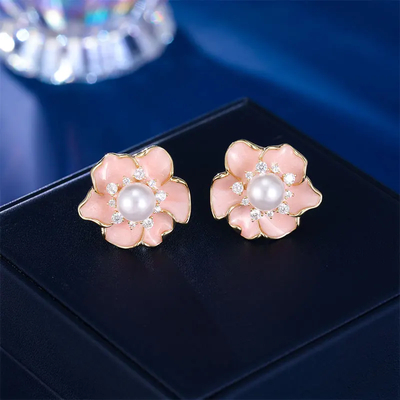 

Sweet and elegant zircon flower stud earrings with a unique design sense, light luxury and gentle temperament