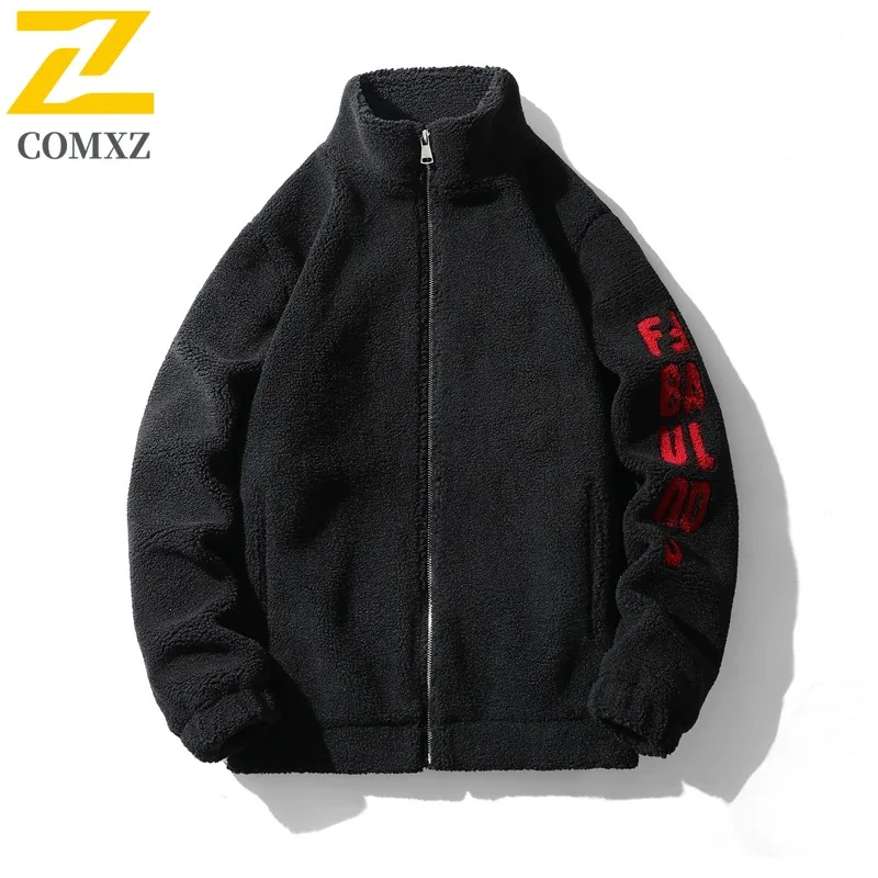 سترة شتوية للرجال من COMXZ بتصميم سميك لرحلة التزلج ميزة دافئة لمغامرة الثلج سترة من صوف الضأن 2025 معطف مبطن بتصميم مقاس كبير