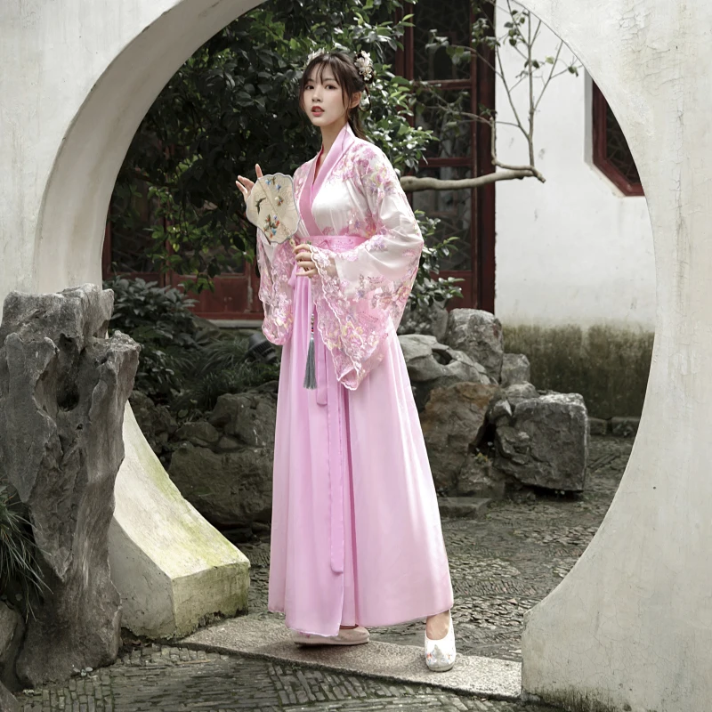 أزياء الهالوين Chang'e أحفاد دونغ يونغ الصينية القديمة Hanfu Ele Sakura أداء الزي الخصر طول رداء