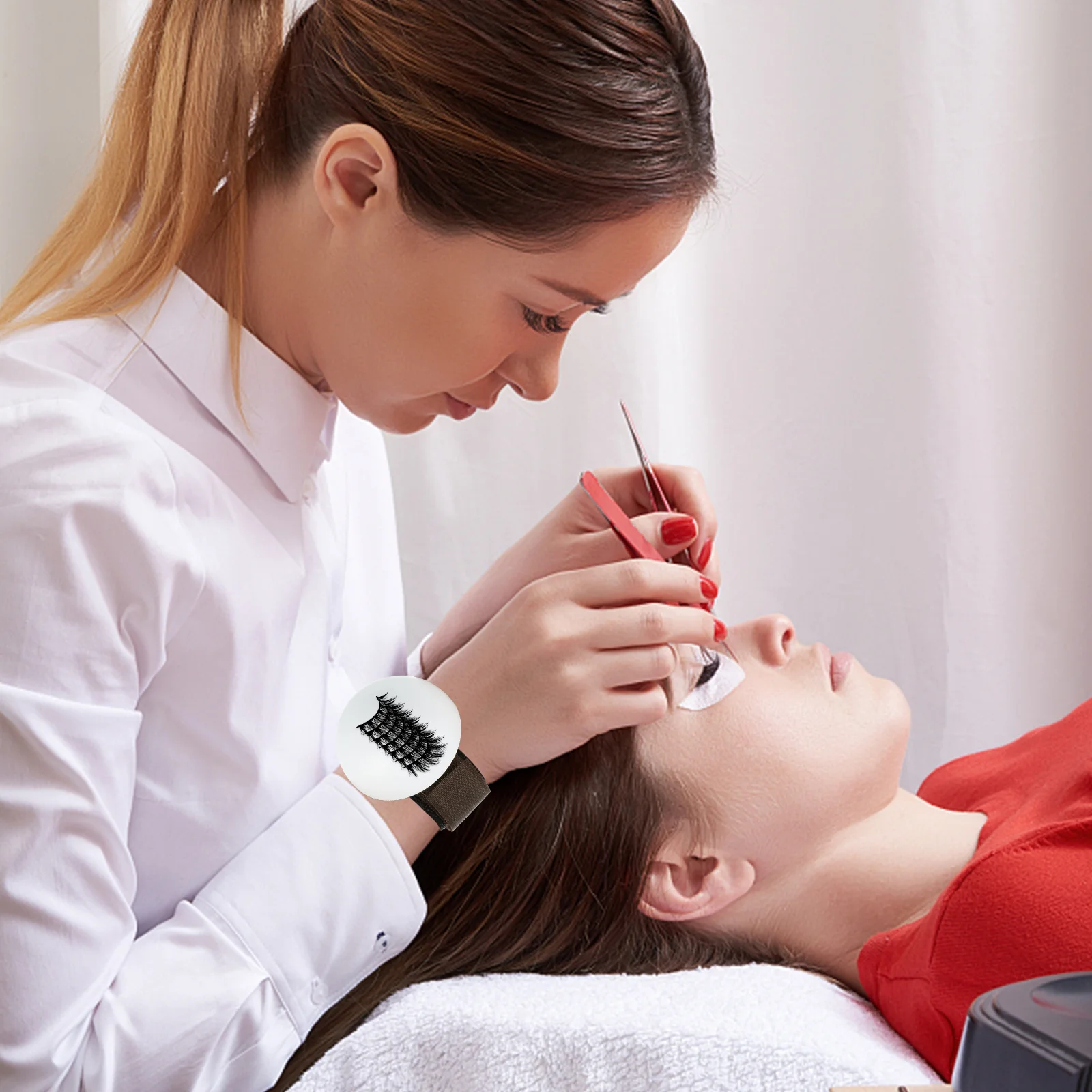 

Eyelash Extension Holder Adjustable Strap Lash Pallet Tray Comfortable Positioning Durable Lightweight Easy Clean