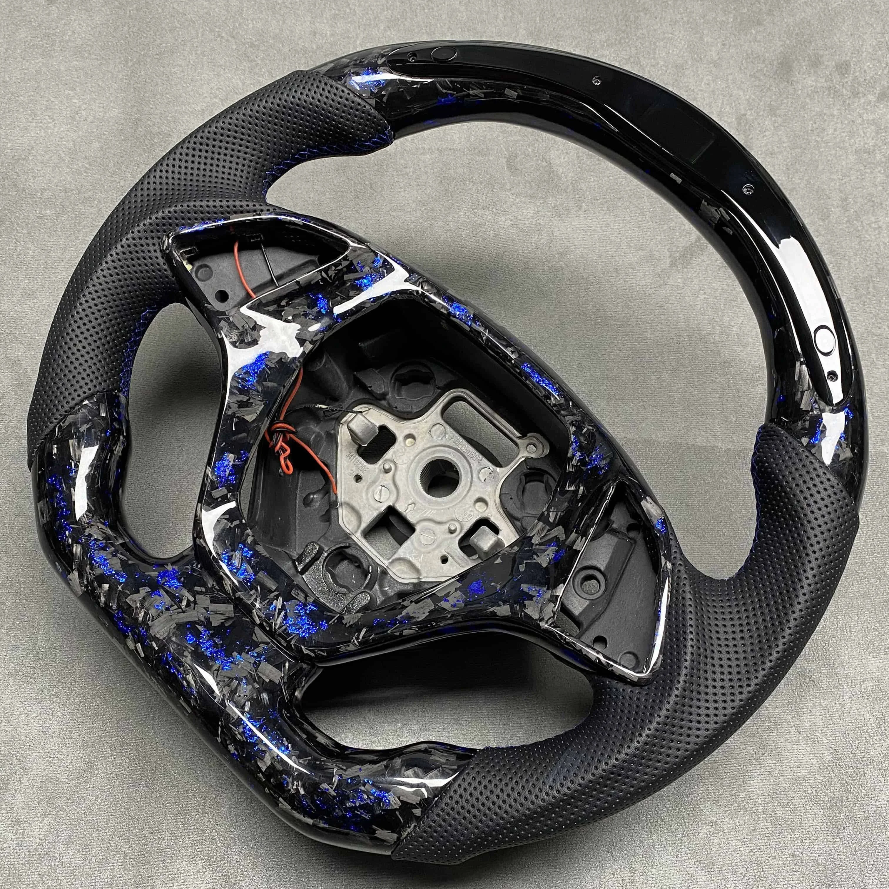 For Chevrolet Camaro SS Corvette C7 C8 custom carbon fiber steering wheel forged blue LED display perforated leather