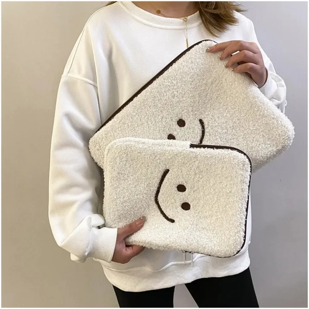 Imagem -05 - Bolsa Interno do Rosto Sorridente de Pelúcia Ipad Inner Bolsa Tablet Protective Case Laptop Sleeve Laptop Sleeve Ins Instagram Outono Inverno