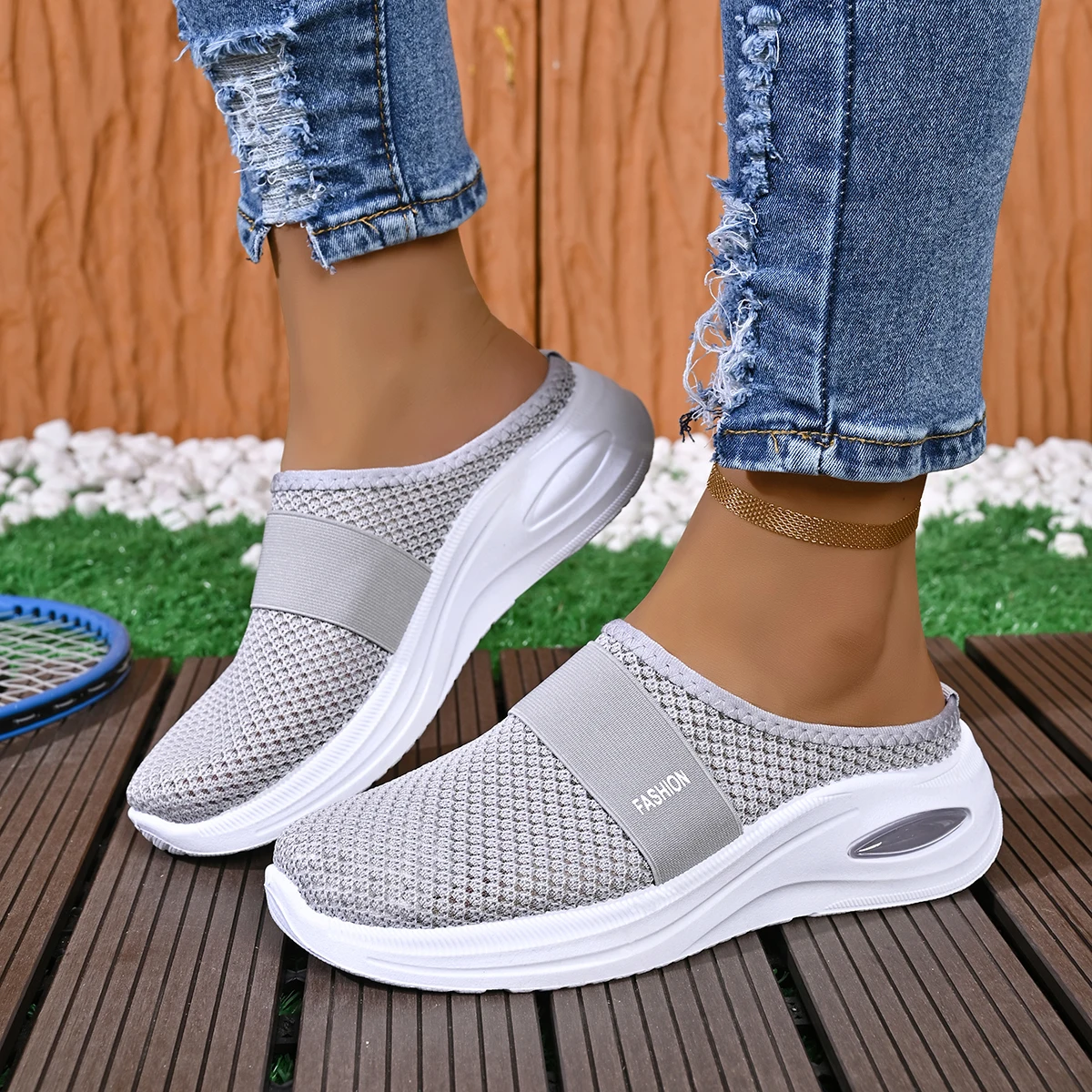 

**Fashionable Hot Selling Comfortable Mesh Breathable Casual Slippers Women Summer New Round Headed Sexy/Elegant Flat Slippers