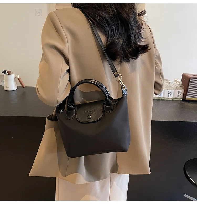 حقيبة زلابية جديدة منقوشة بالتنين - محفظة مرقعة مصنوعة يدويًا مع حزام قابل للتعديل، حقيبة كروس وحقيبة كتف فريدة للنساء #4