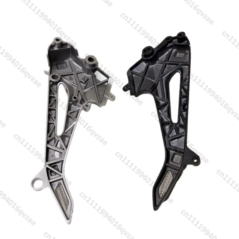 Motorcycle DY150-6 DY150-20 Left and Right Triangle Pedal Bracket