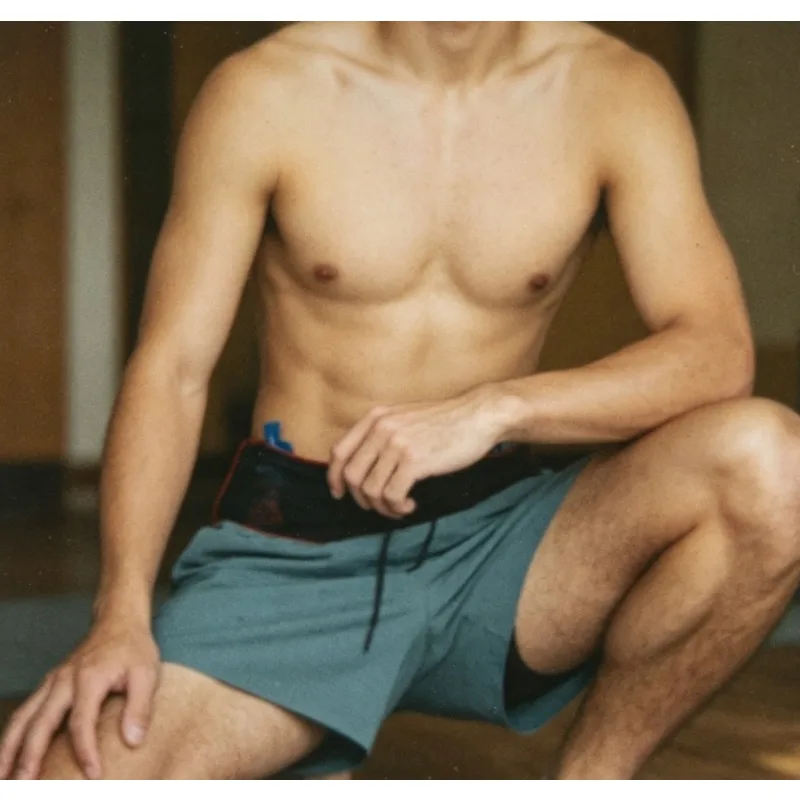 

Men's Double Layer Fitness Shorts Wicking Anti Chafe with cellphone Pocket for Sprint Hiking and Outdoor Run