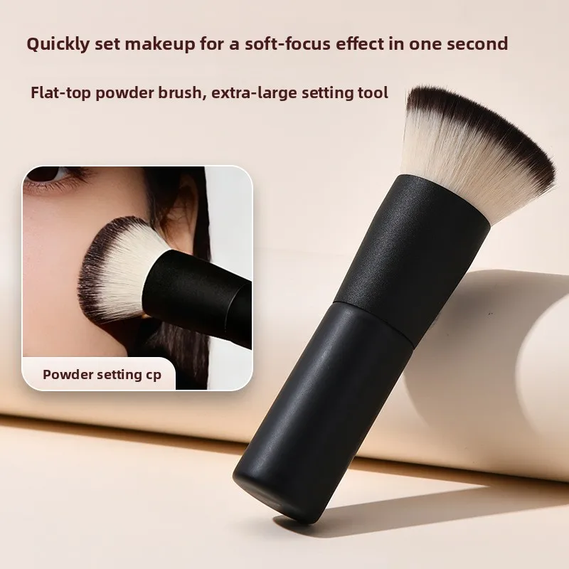 Flat Round Foundation Brush, Portable Fluffy Powder Brush for Setting & Blending, Black Compact Kabuki Brush, Non-Absorbent