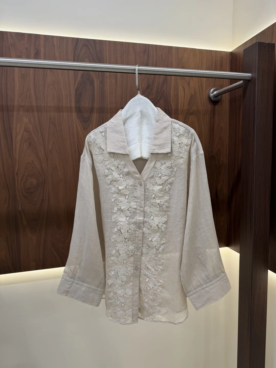 

Women's Spring/Summer 2026 Two-Piece Set: Pure Ramie Shirt with Lace Paneling and Midi Skirt (Soft, Gentle Style)