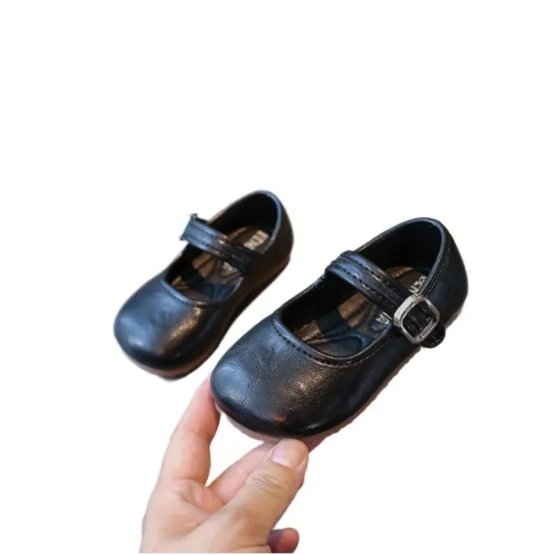 

Kids black little leather shoes girls' leather shoes simple versatile princess shoes soft soled lightweight baby shoes 22-31
