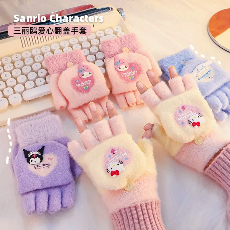 

New Sanrio Hello Kitty Cute Girl HeartShaped Warmth Protecting Printed Flap Gloves Outdoor Warm Fashion Comfort Style Girl Gift