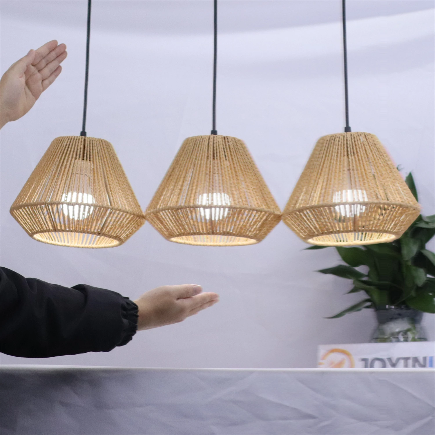 

JOYINLED Modern And Minimalist Chandeliers E27 Rattan Weaving Lamp Restaurant Lighting Japanese Style Homestay Bar Table Light