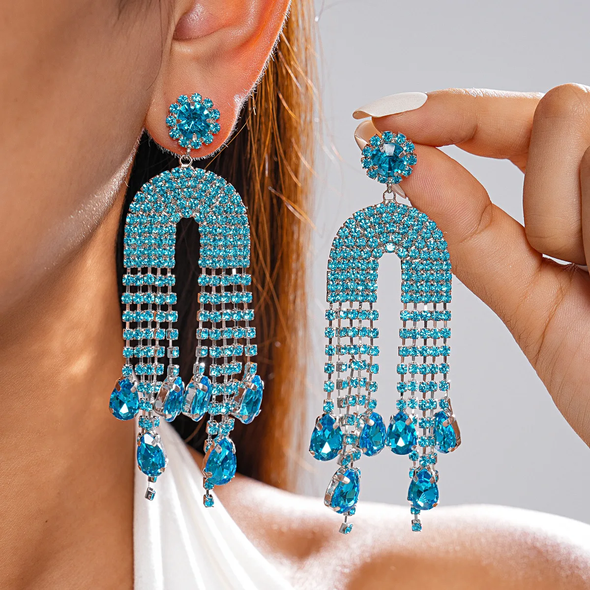 Full Rhinestones Tassel Dangle Earrings for Women Multi-color Water Drop Long Tassel Drop Earring Retro Evening Club Jewelry K