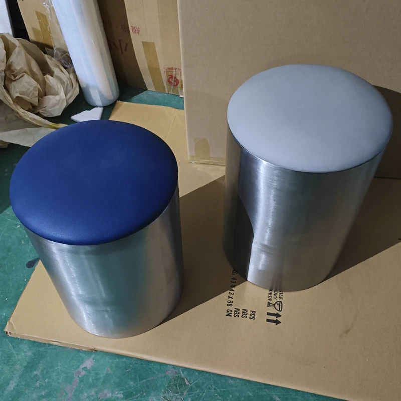 الحديثة الشمال الفولاذ المقاوم للصدأ بار البراز الحد الأدنى مقعد مقهى مستدير مصمم مقهى البراز توفير المساحة الاستخدام التجاري