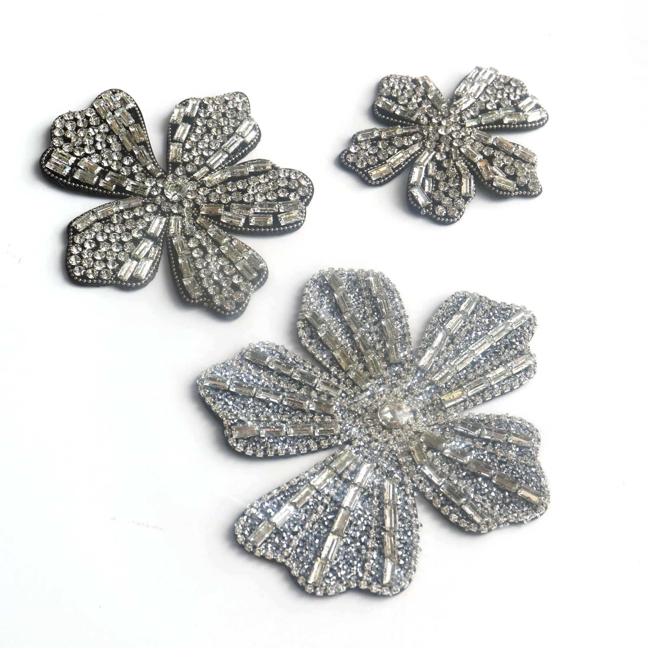 DIY Fashion flower Rhinestone naszywki z koralików na ubrania przyszywane cekiny aplikacja dekoracyjna parches bordados para