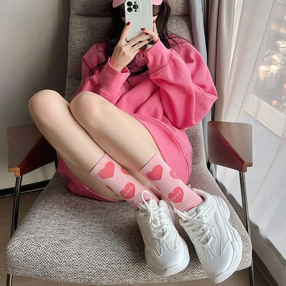 Sweat Absorption Heart Strawberry Women Cotton Socks Cute Breathable Casual Socks Comfortable Sports Socks