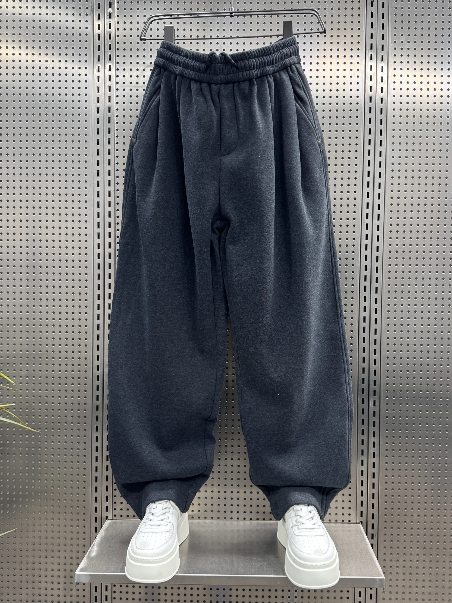 

Korean Sle Casual Loose Men's Sports Straight Leg Pants Autumn Winter Fce Lined Color Versatile Faionable Trousers