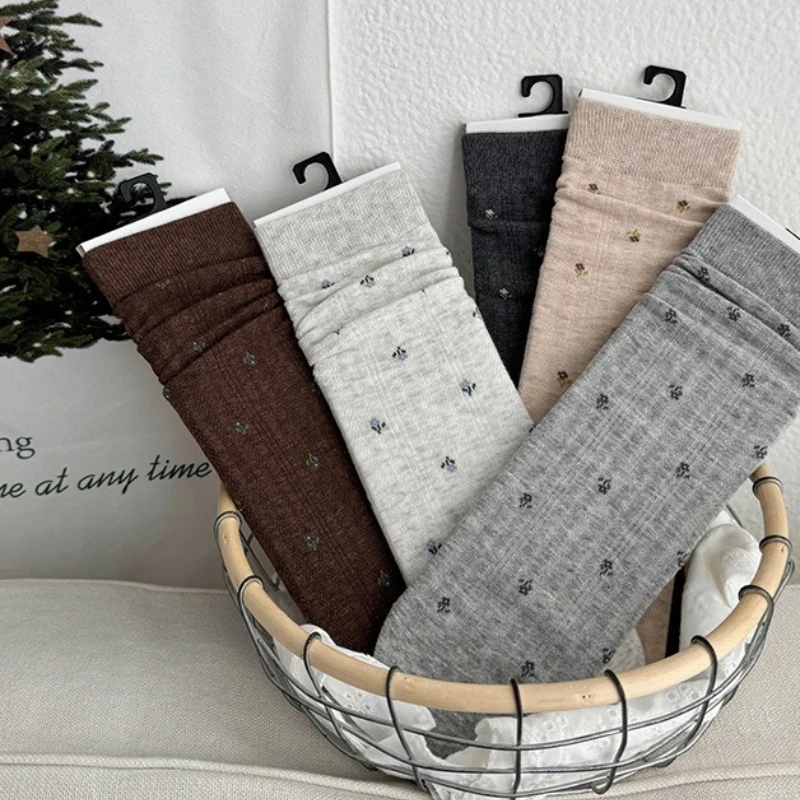 

5 pairs of beige women's mid length socks spring autumn pure cotton retro floral simple comfortable casual socks